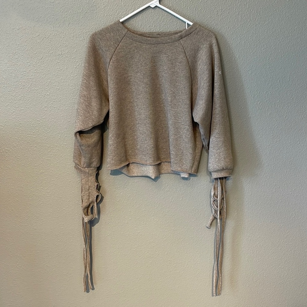 ALO yoga pull over sweater